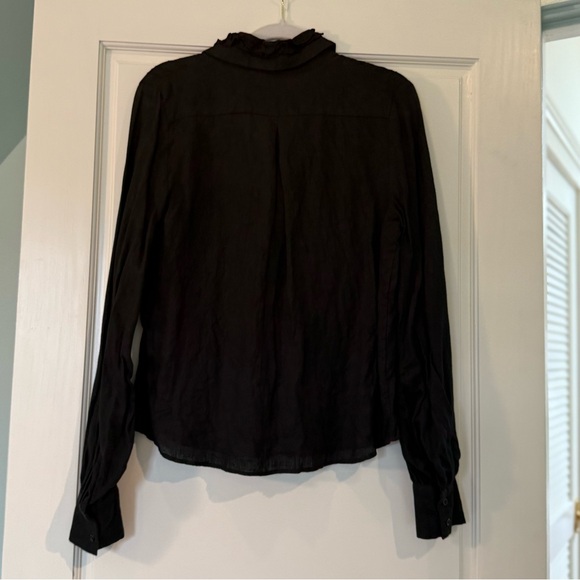 Elegant Black Ruffle Top - Picture 2 of 3